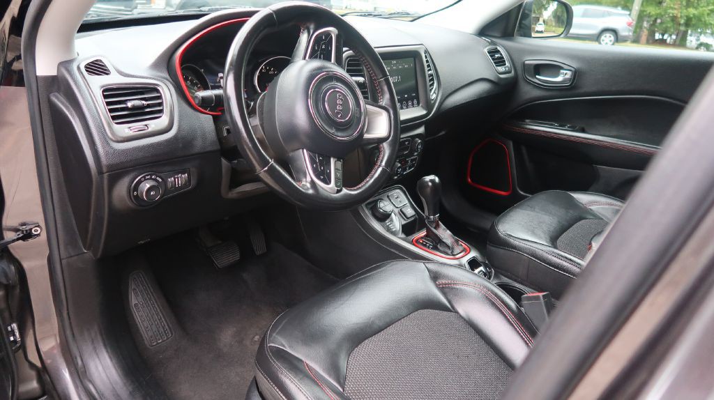 2018 Jeep Compass Image 10