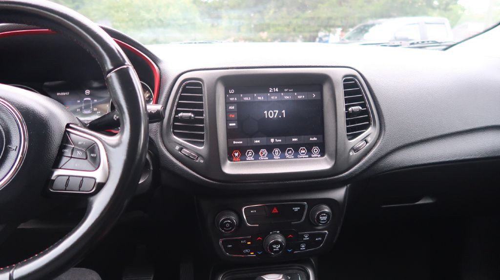 2018 Jeep Compass Image 12