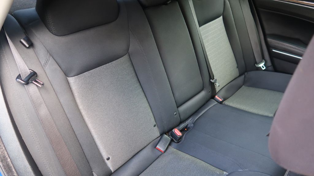2019 Chrysler 300 Image 8