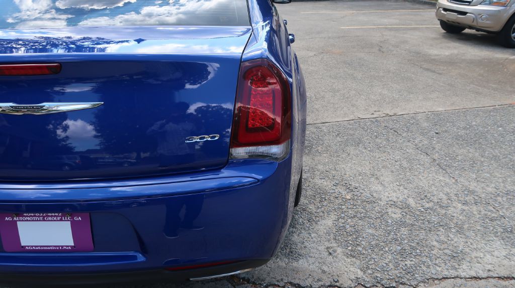 2019 Chrysler 300 Image 20