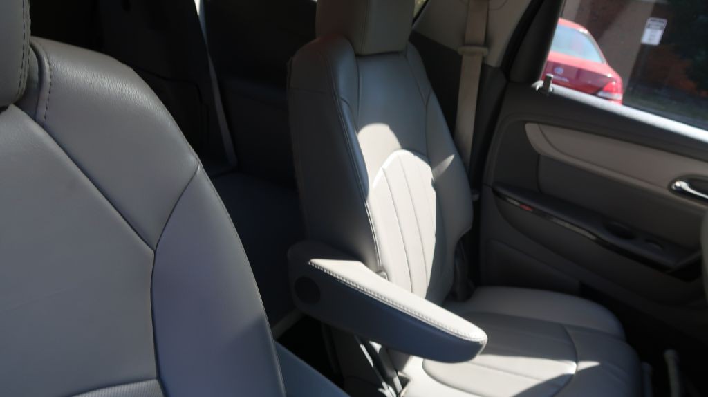 2016 Chevrolet Traverse Image 11