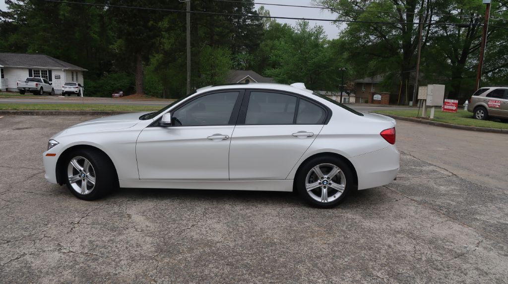 2014 BMW 3 Series Image 3