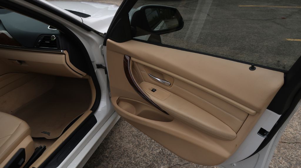 2014 BMW 3 Series Image 6