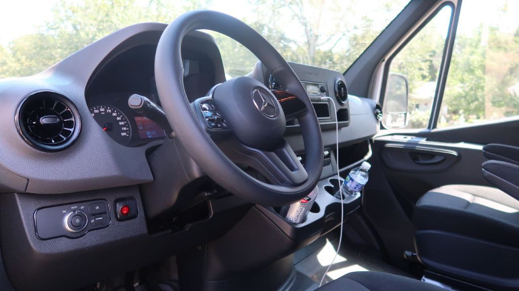 2022 Mercedes-Benz Sprinter Image 7
