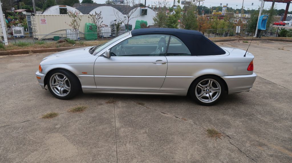 2001 BMW 3 Series Image 3