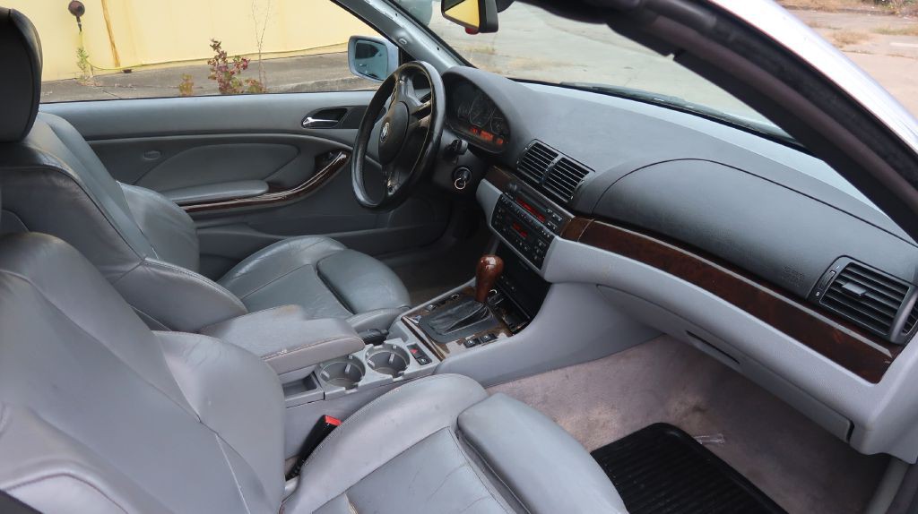 2001 BMW 3 Series Image 7