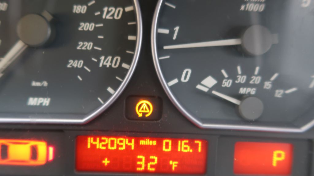 2001 BMW 3 Series Image 12