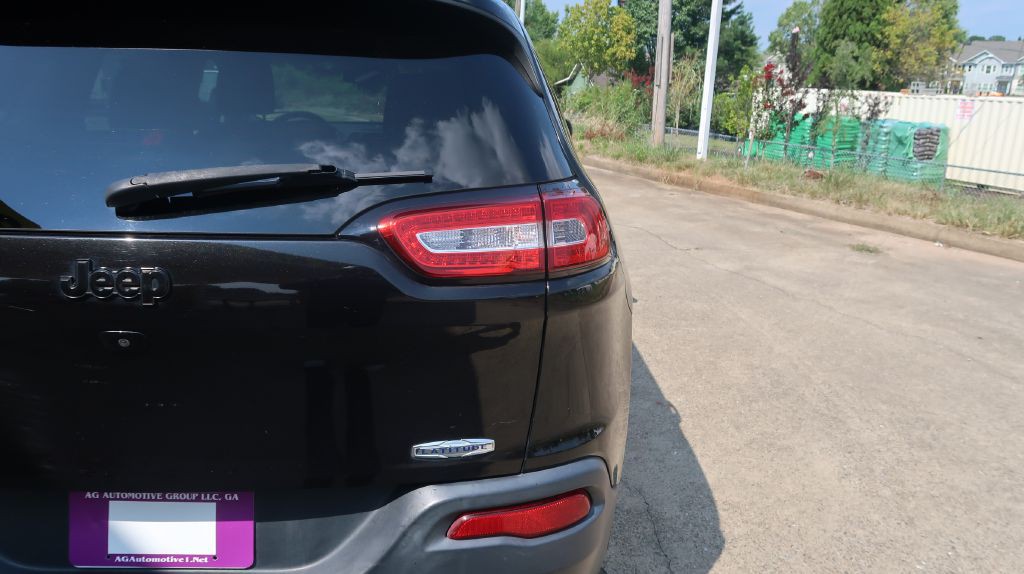 2015 Jeep Cherokee Image 18