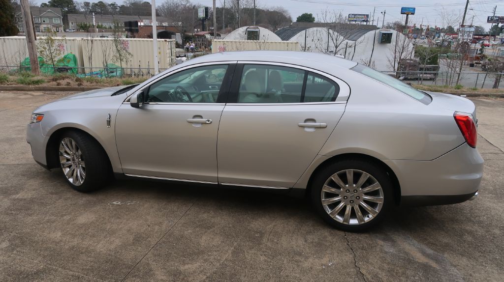 2009 Lincoln MKS Image 2