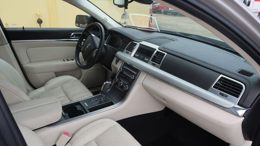 2009 Lincoln MKS Image 6