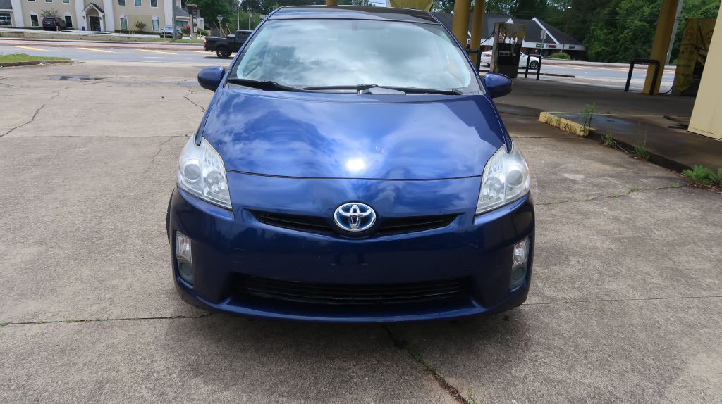 2011 Toyota Prius Image 2