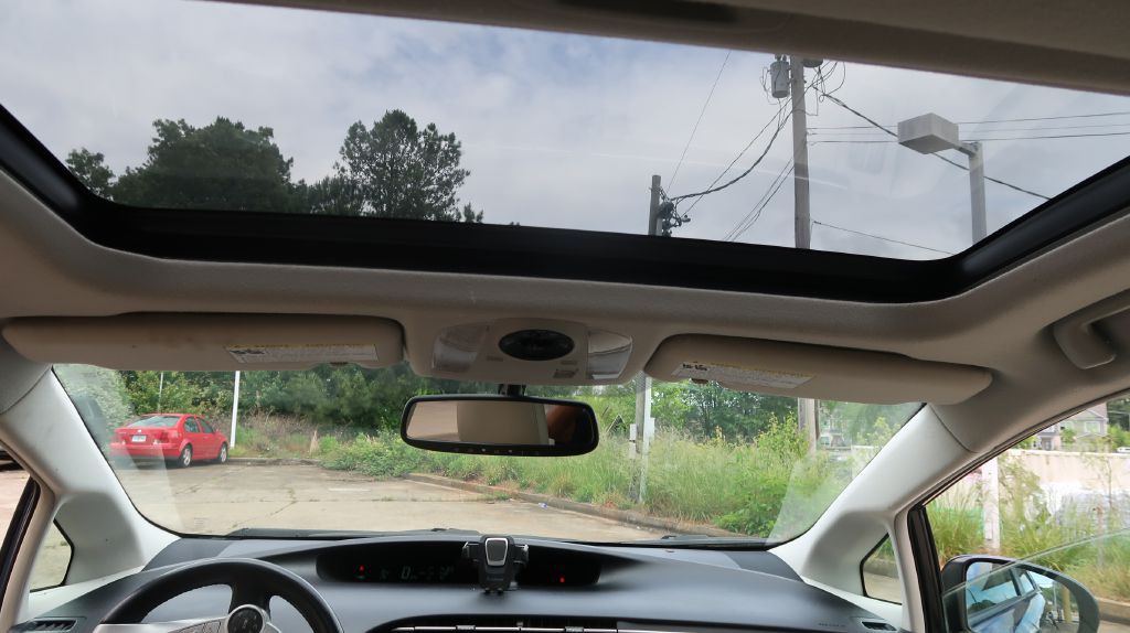 2011 Toyota Prius Image 15