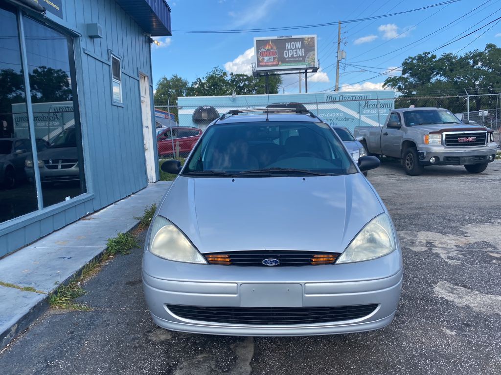2000 Ford Focus Image 2