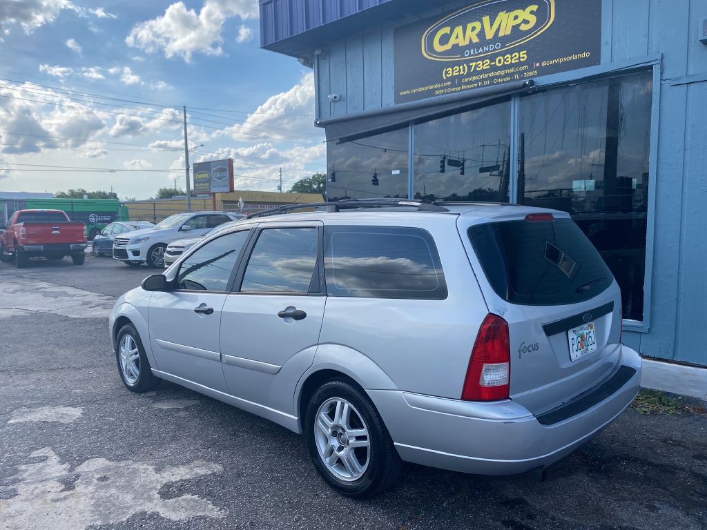 2000 Ford Focus Image 4