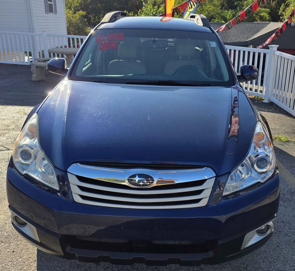 2010 Subaru Outback Image 5