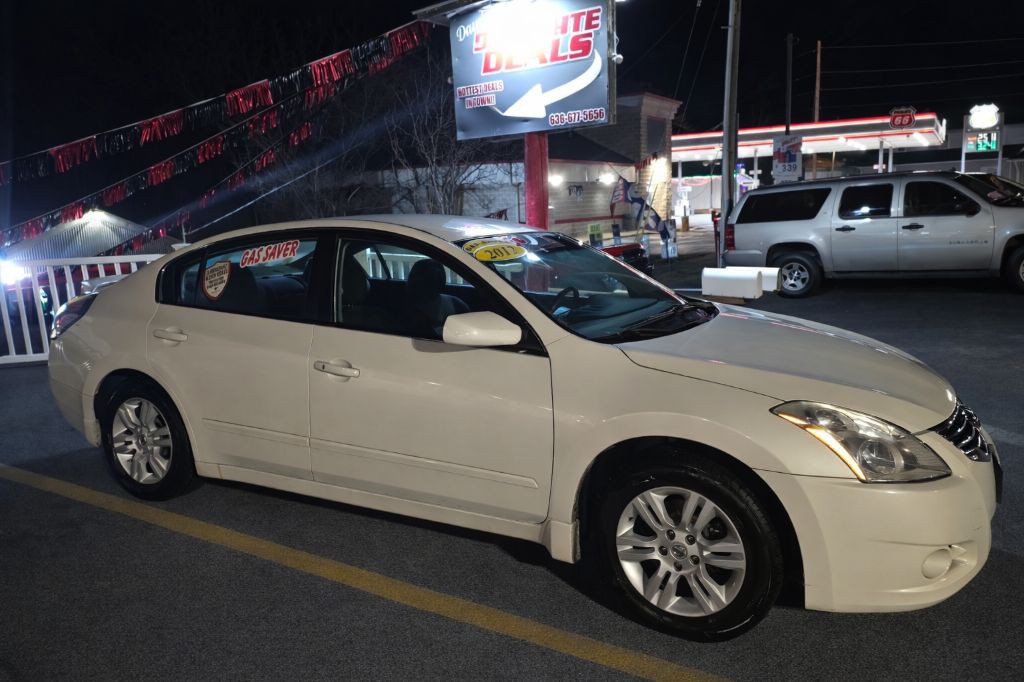 2012 Nissan Altima Image 1