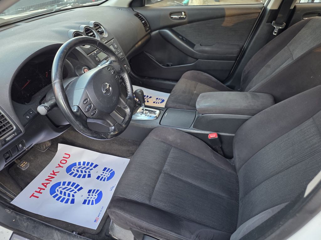 2012 Nissan Altima Image 8