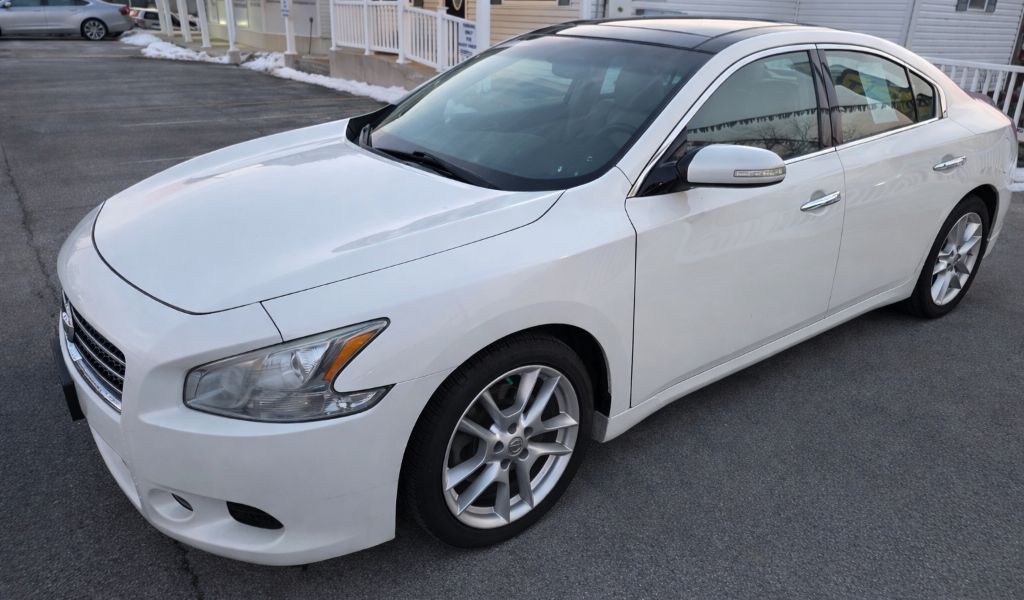 2011 Nissan Maxima Image 4