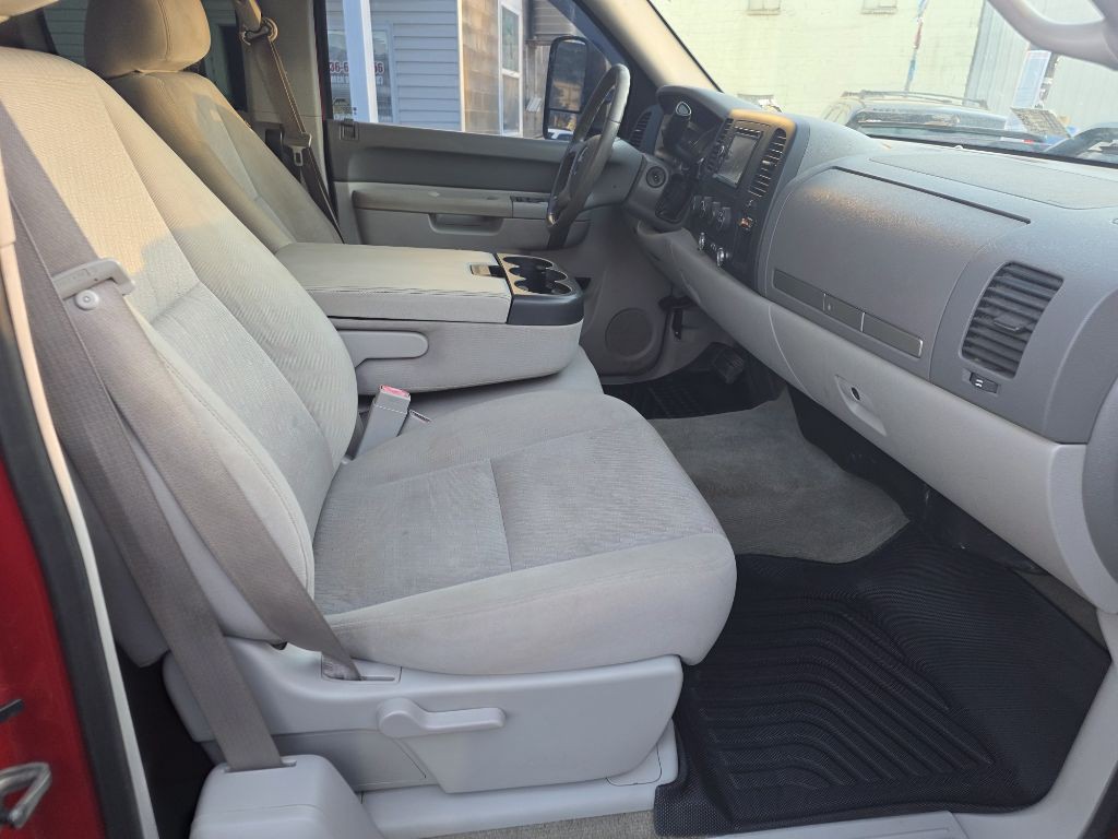 2010 GMC Sierra Image 18