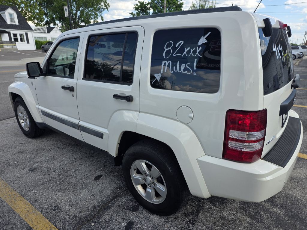 2010 Jeep Liberty Image 3