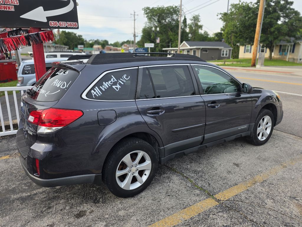 2013 Subaru Outback Image 5