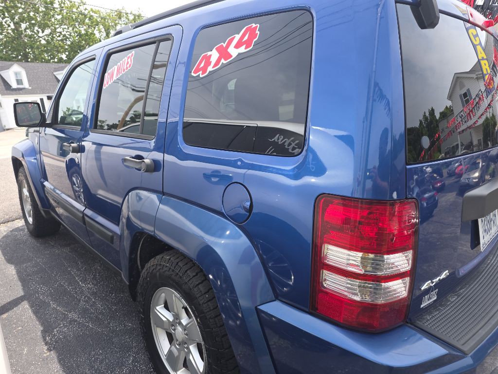 2010 Jeep Liberty Image 3