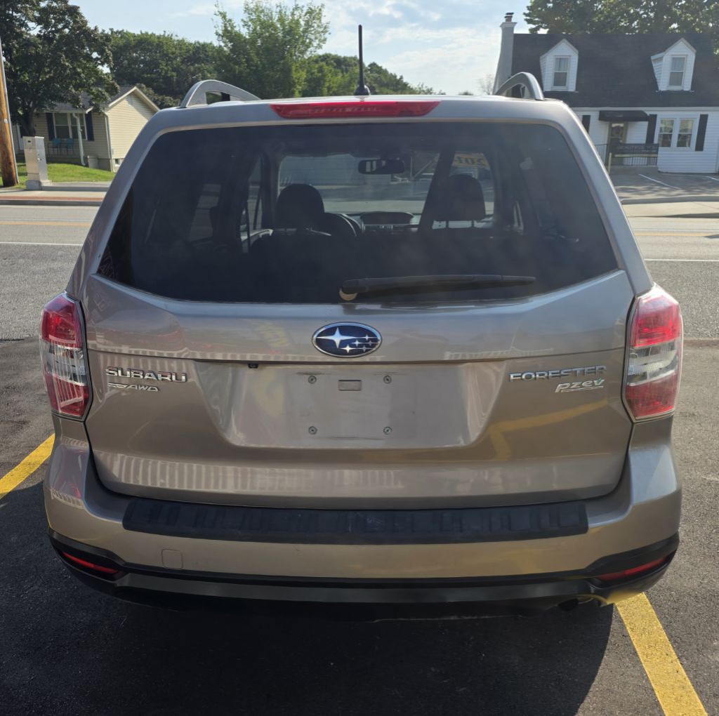 2014 Subaru Forester Image 4
