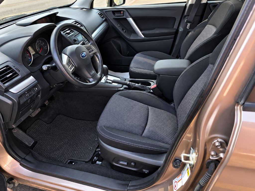 2014 Subaru Forester Image 6