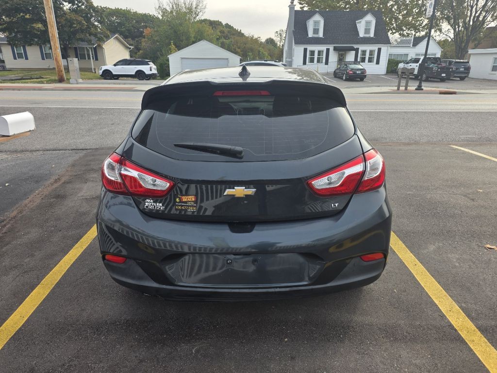 2017 Chevrolet Cruze Image 4