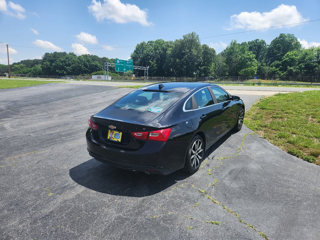 2016 Chevrolet Malibu Image 5