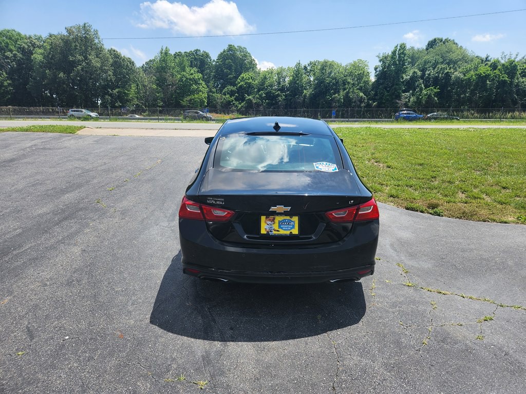 2016 Chevrolet Malibu Image 6