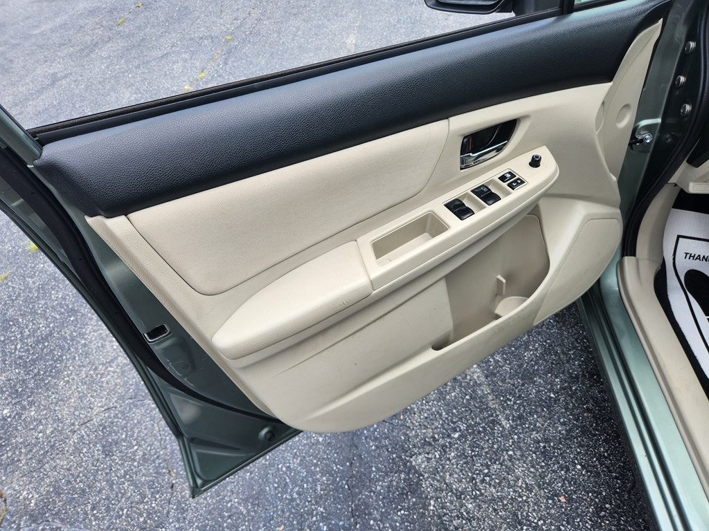 2014 Subaru Impreza Image 8