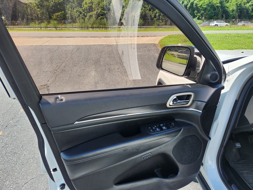 2014 Jeep Grand Cherokee Image 12