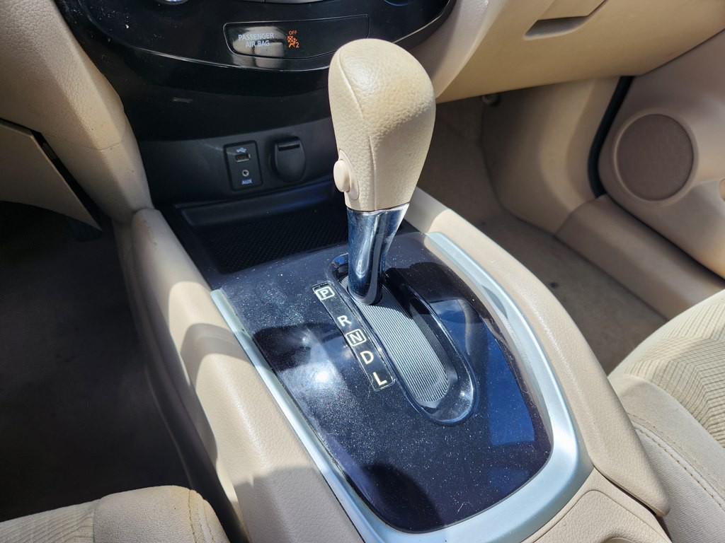 2014 Nissan Rogue Image 13