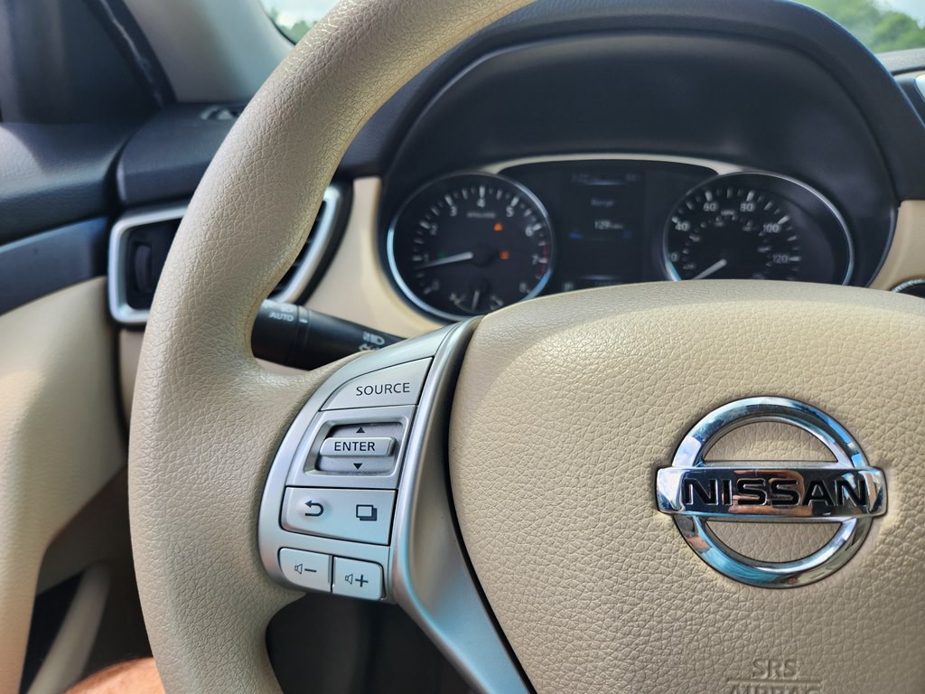 2014 Nissan Rogue Image 16
