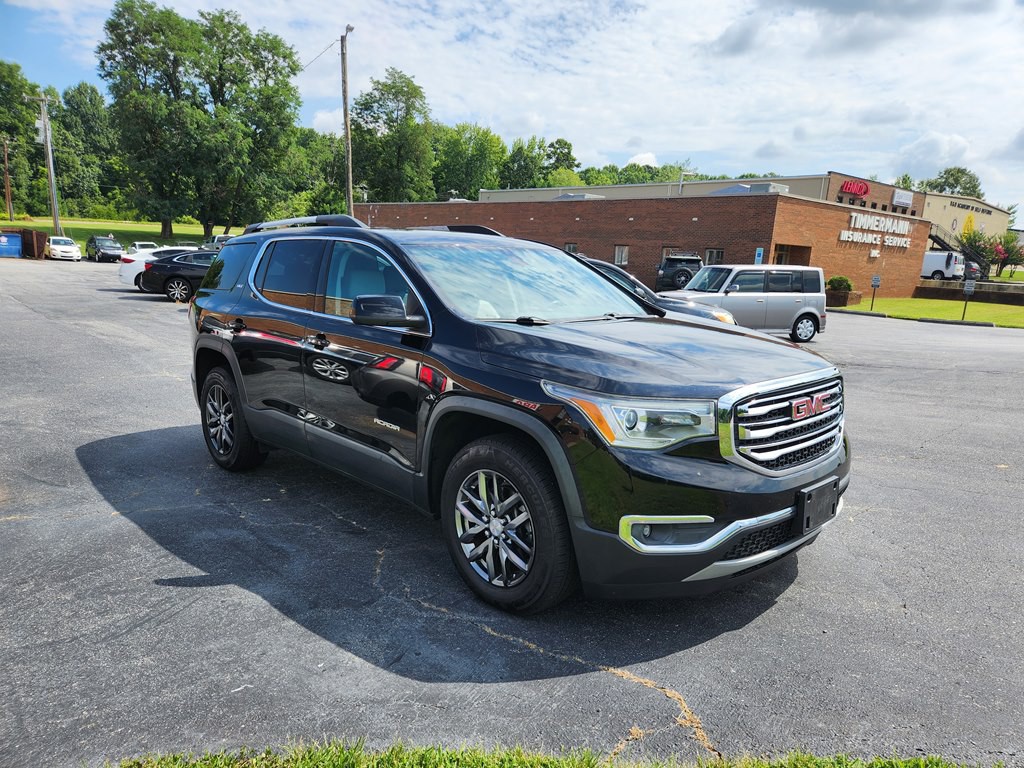 2017 GMC Acadia Image 3