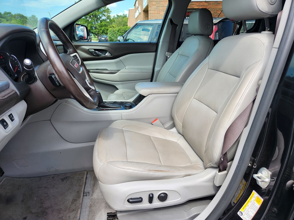 2017 GMC Acadia Image 10