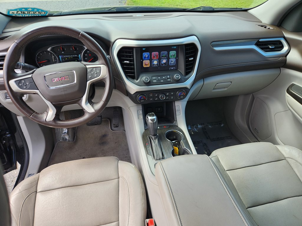 2017 GMC Acadia Image 13