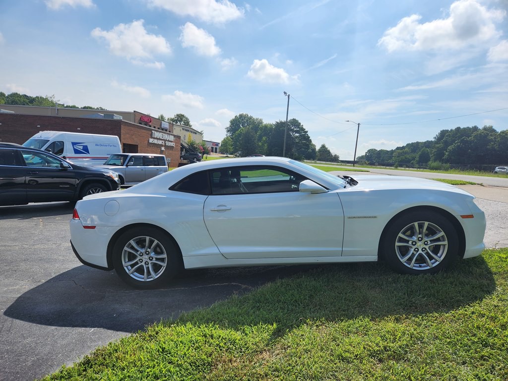 2015 Chevrolet Camaro Image 3