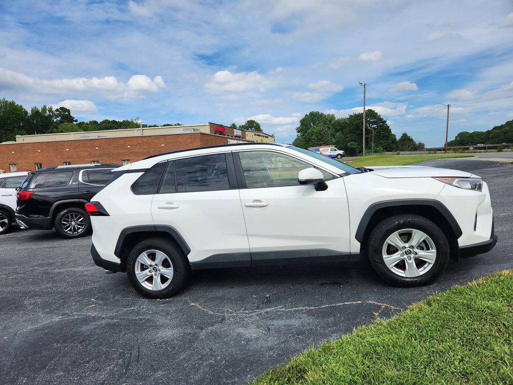 2019 Toyota Rav4 Image 4