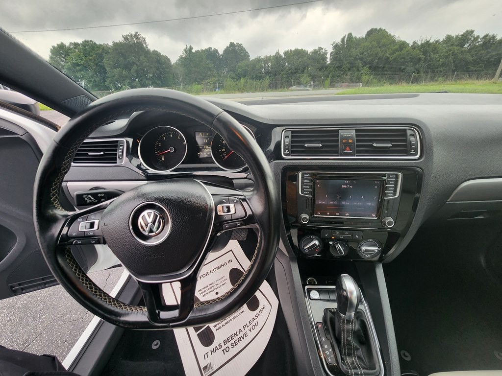 2016 Volkswagen Jetta Image 13