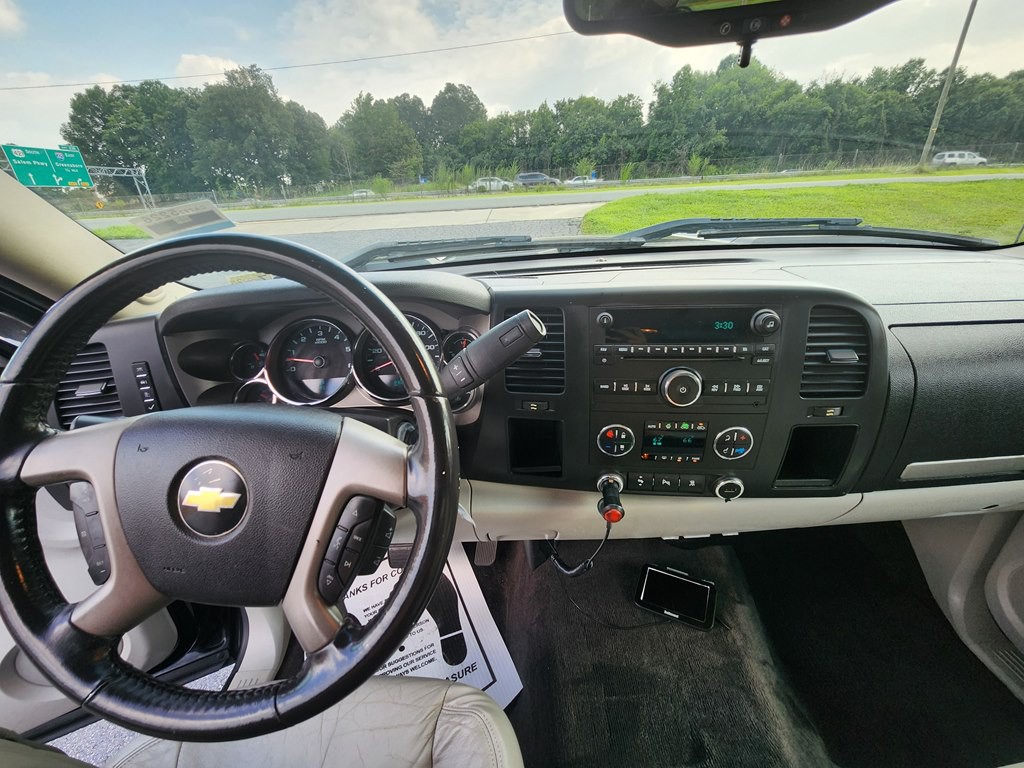2011 Chevrolet Silverado 1500 Image 28