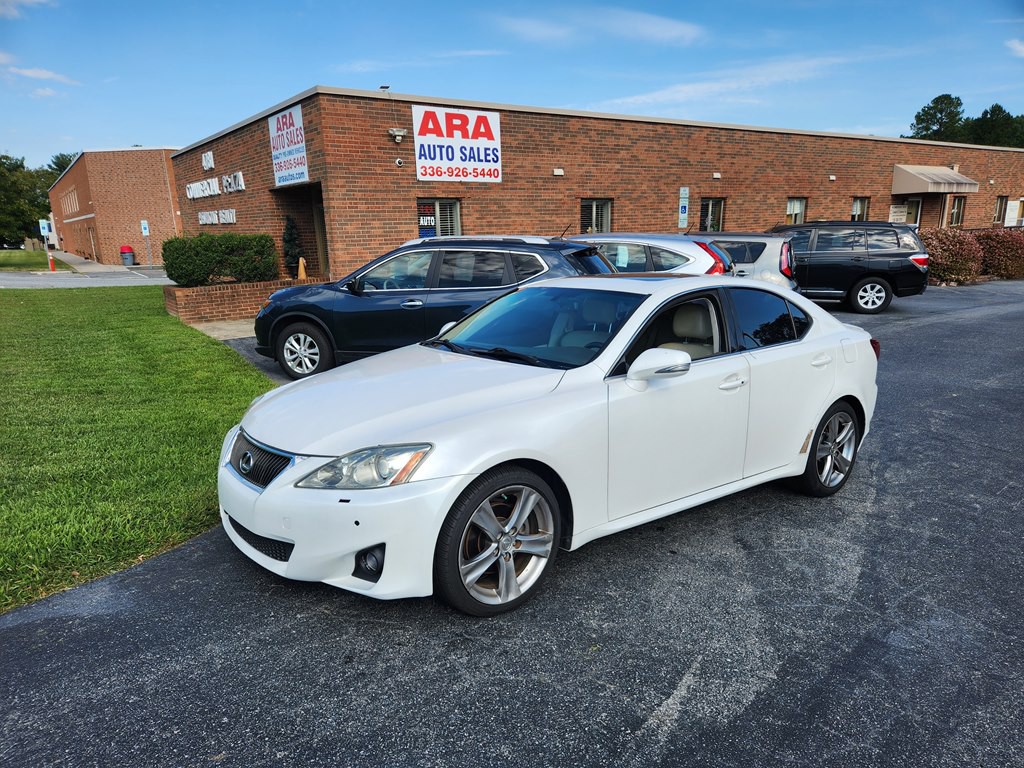 2012 Lexus IS Image 1