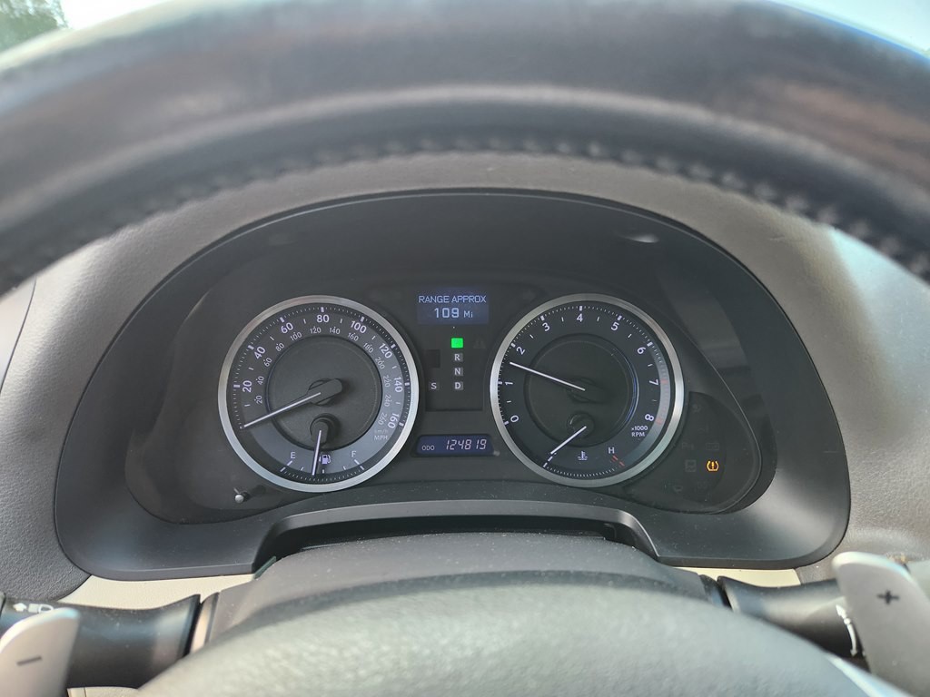 2012 Lexus IS Image 16