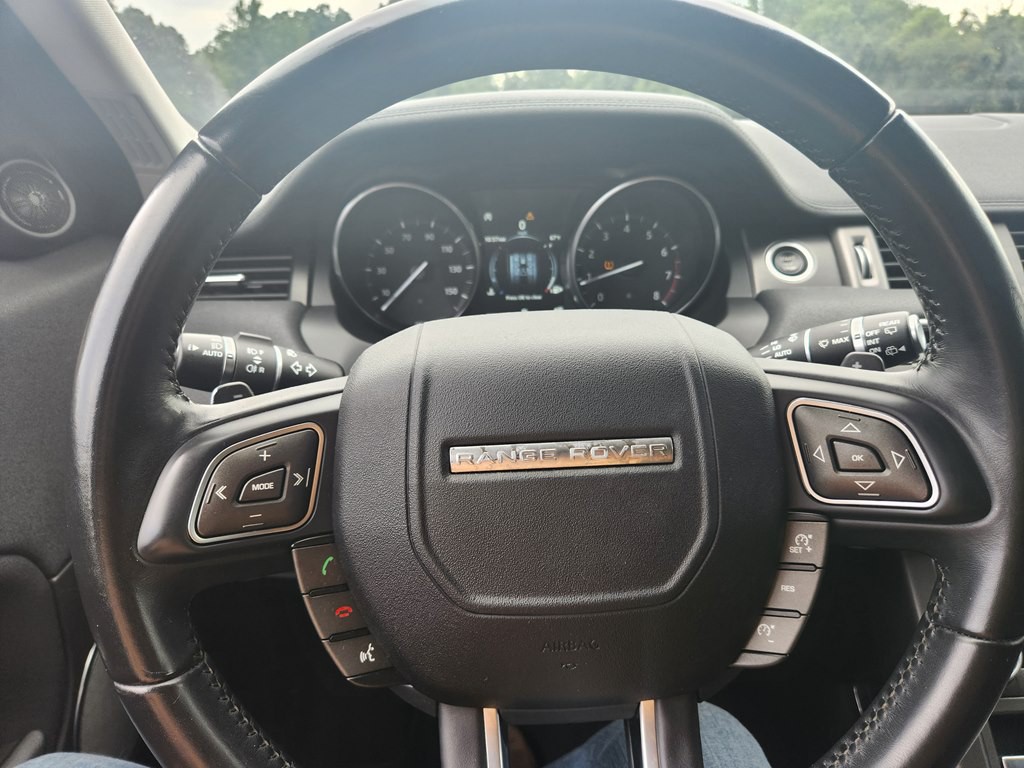 2018 Land Rover Range Rover Evoque Image 17