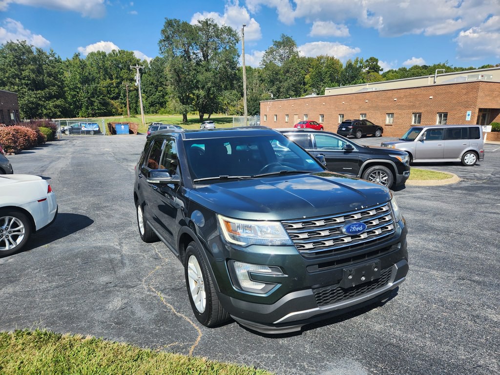2016 Ford Explorer Image 3
