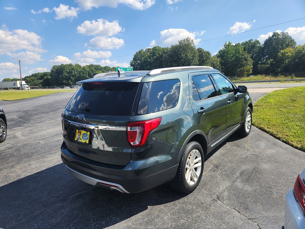 2016 Ford Explorer Image 5