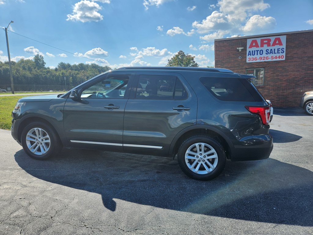 2016 Ford Explorer Image 8