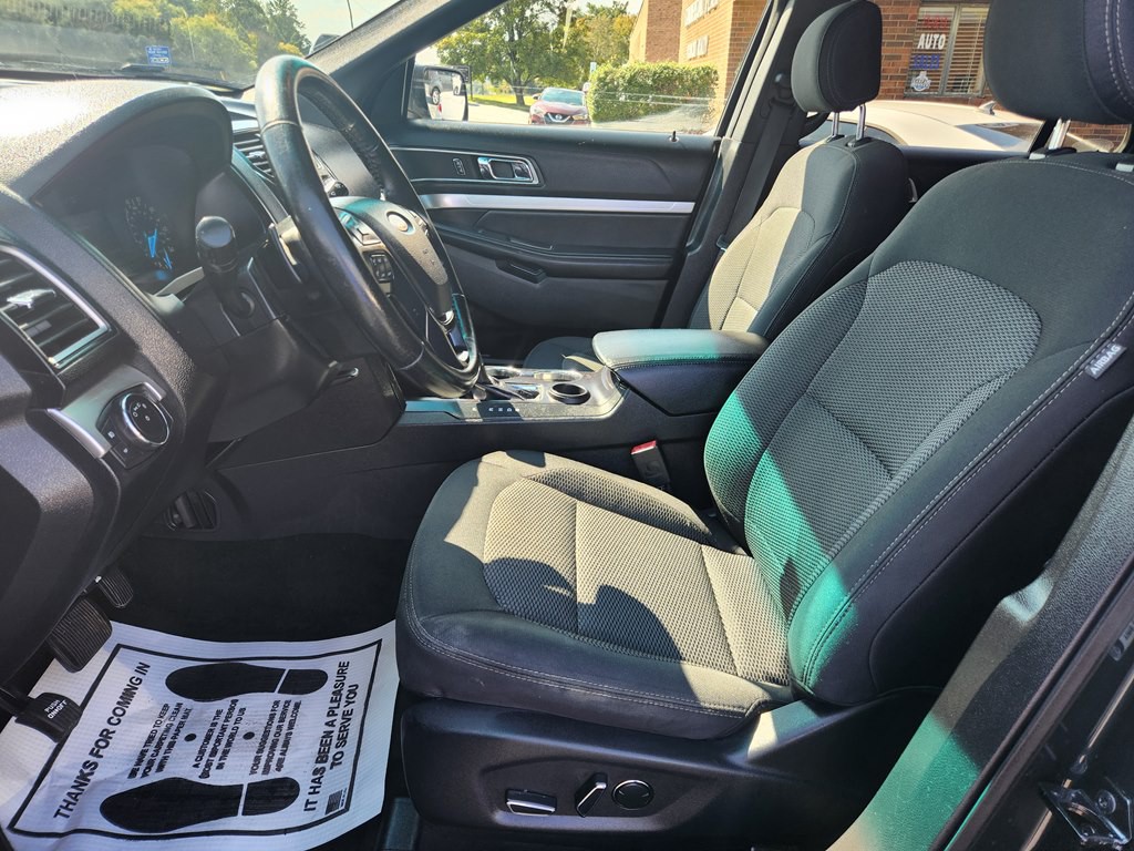 2016 Ford Explorer Image 10