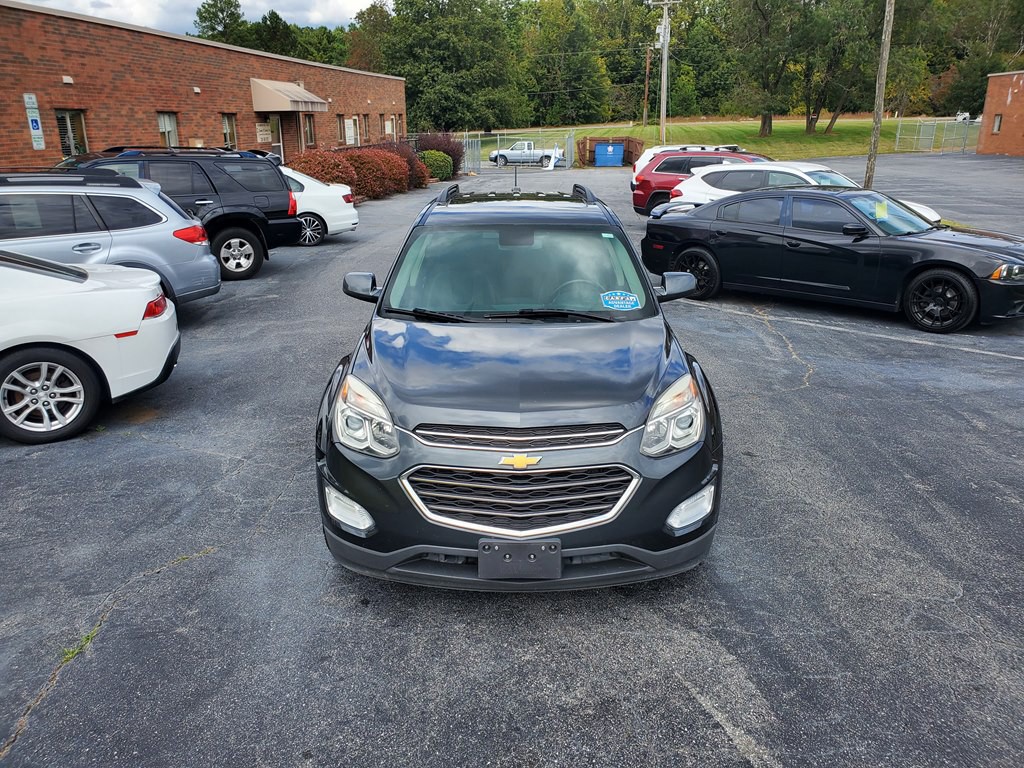 2017 Chevrolet Equinox Image 2